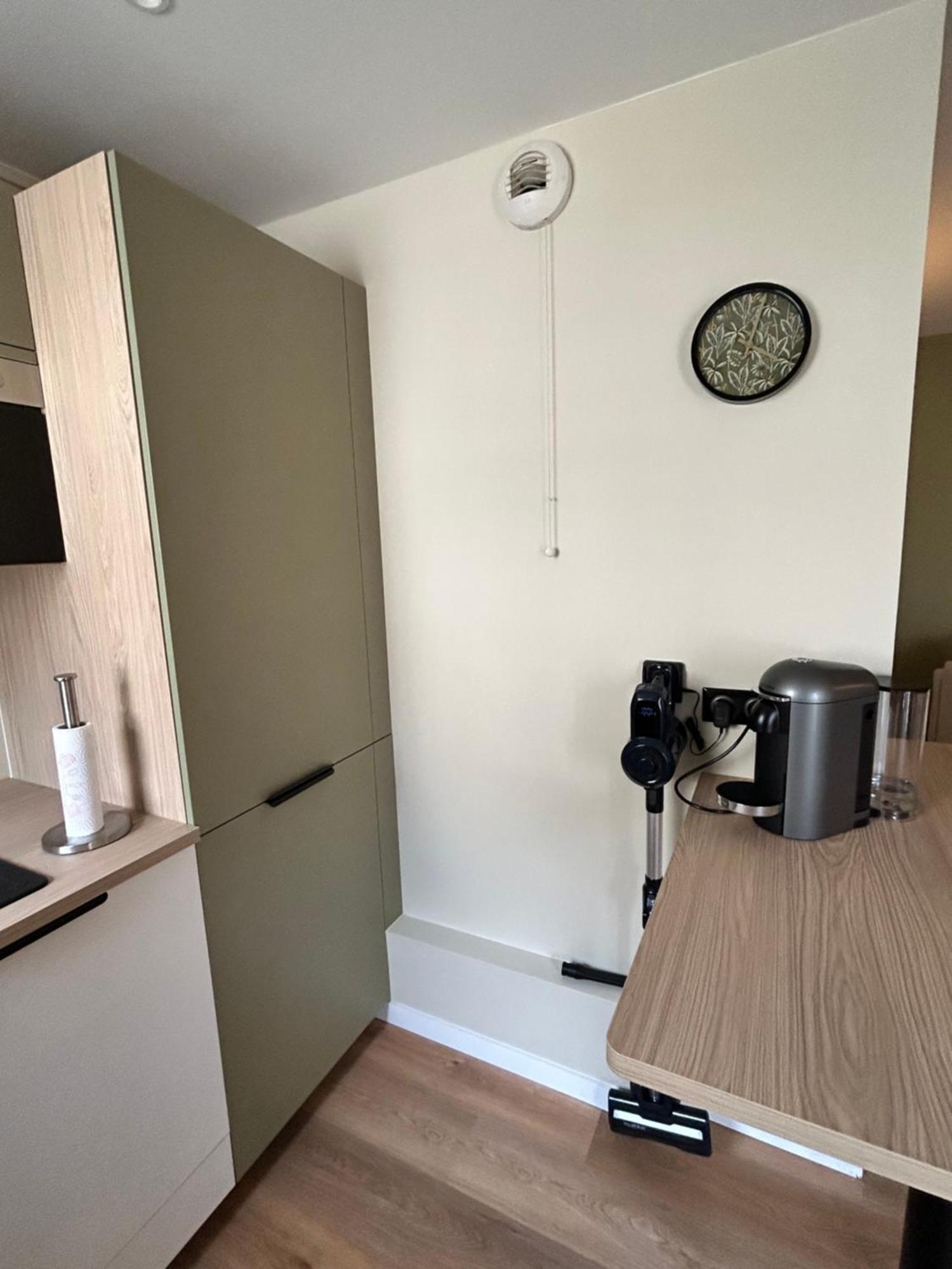Sweet And Comfy In Hyper City Center With Netflix, Prime And Disney Plus Included Нуази-ле-Гран Екстериор снимка
